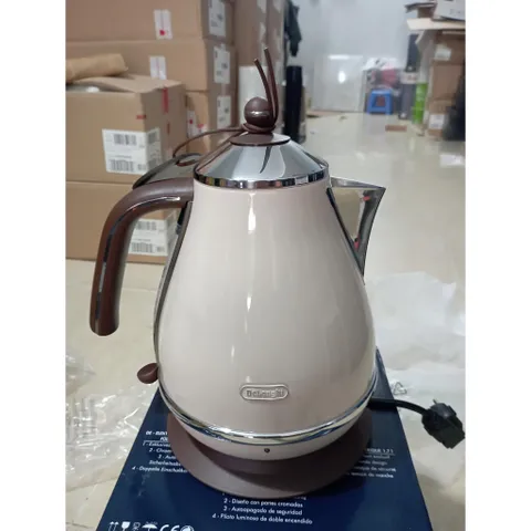 Ấm Siêu Tốc Delonghi Icona Vintage KBOV 2001.BG- Màu be