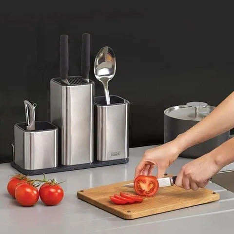 Hộp đựng dụng cụ nhà bếp  kèm thớt thái Joseph 95026