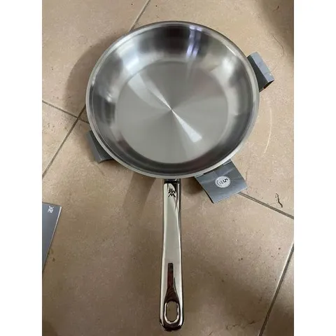 Chảo rán Fissler  + chảo WMF