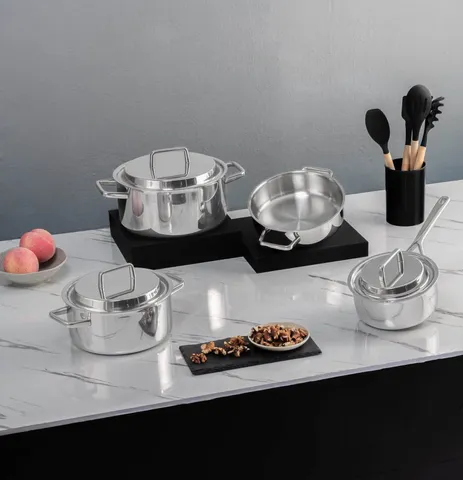 BỘ NỒI MICHELANGELO PROFESSIONAL 4 MÓN (106027) tặng 1 Chảo inox Michelangelo Smart Pro 26cm - CM56
