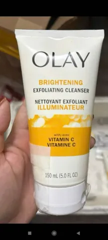 Sữa rửa mặt làm sáng da Olay Cleanser 150ml