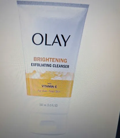 Sữa Rửa Mặt Olay Vitamin C + Peptide 150ml - Làm Sáng Da, Ngăn Ngừa Nhờn, Chăm Sóc Da Chuyên Sâu.nhap my