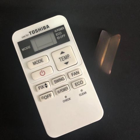 Điều khiển điều hòa Toshiba ngắn trắng - Remote máy lạnh