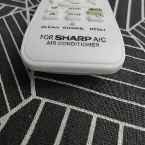 Điều khiển điều hòa Sharp Inverter – Remote máy lạnh Sharp Inverter