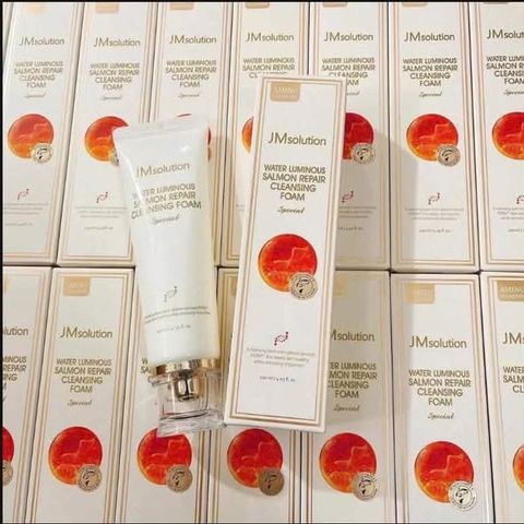 Sữa rửa mặt JM Solution Tinh Chất Cá Hồi 120ml