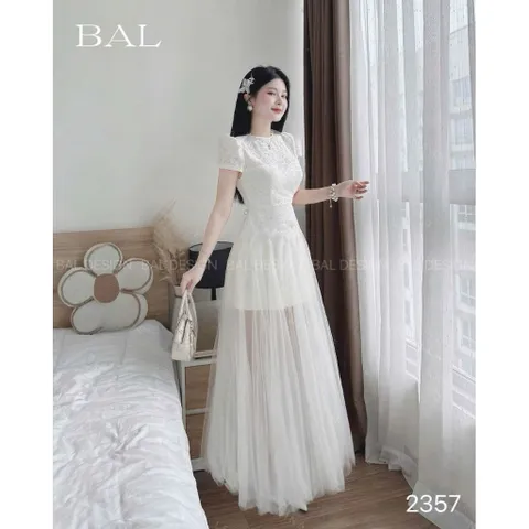 Đầm ren dáng dài phối lưới có mút ngực