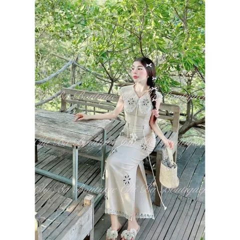 Set thiết kế chất mâng siêu phẩm cổ bẻ thêu xịn phối ren kèm dây đính bông kèm chân váy dáng dài thêu xịn