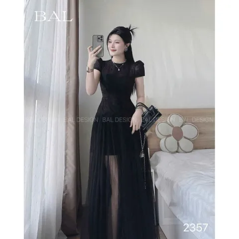 Đầm ren dáng dài phối lưới có mút ngực