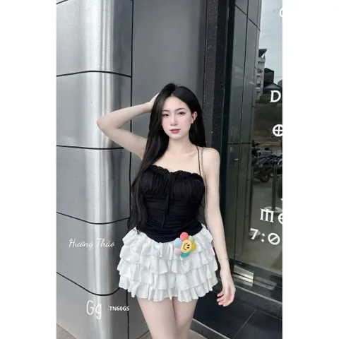 Set áo quây viền bèo phối chân váy bèo