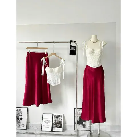 Set áo ren corset phối váy lụa dài thanh lịch quyến rũ