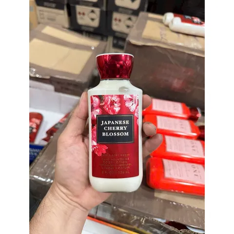 Sữa dưỡng thể Japanese Cherry Blossom - Bath & Body Works 236ml nội địa Mỹ mẫu mới