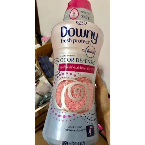 Viên xả vải Downy của Mỹ giữ thơm lâu Downy Fresh Protect 1.06KG