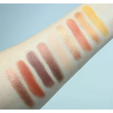 Bảng phấn mắt HUDA BEAUTY Topaz Obsessions nội địa Mỹ
