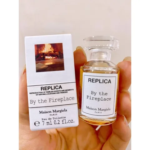 By the Fireplace là dòng nước hoa unisex, dùng được cho cả Nam và Nữ. 7ML