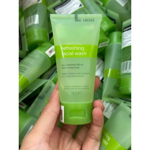 [ 50ML ] Sữa rửa mặt  Kind To Skin Refreshing Facial Wash Gel