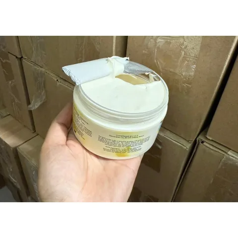 Bơ dưỡng ẩm Cosmepick Body Butter là dòng dưỡng thể thuần chay cấp ẩm sâu cho da rất khô 250ml