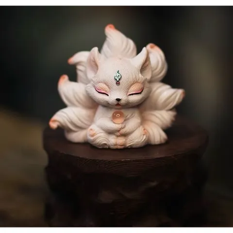Tượng hồ ly chín đuôi chất liệu resin cao cấp cao 10cm trang trí tiểu cảnh,deco phòng…