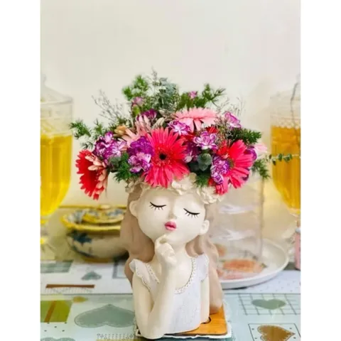 Chậu hoa cô gái deco sang trọng chất liệu Resin cao cấp kt 20*12cm- deco phòng,làm quà tặng,chậu cắm hoa trồng cây…