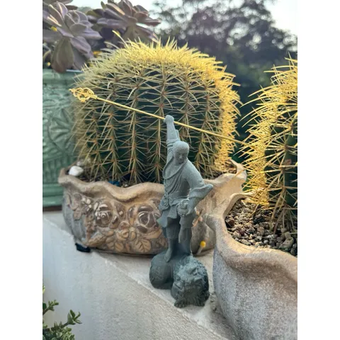 Tượng Địa phật phục ma đá sa thạch cao 20cm - tượng deco phong thuỷ
