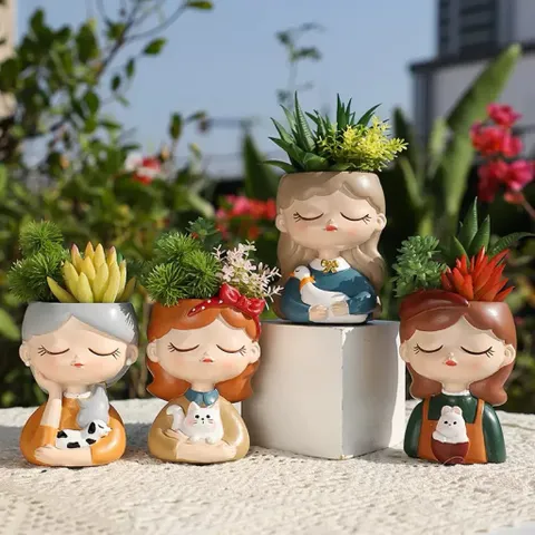 chậu cô gái dễ thương Bằng Resin Cao Cấp thương hiệu Roogo – Decor Bàn Làm Việc ,trang trí,làm quà tặng… kt 11*7,5 cm