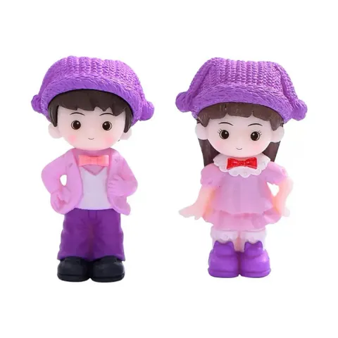 Mô hình cặp đôi đội mũ len dễ thương - trang trí tiểu cảnh,bàn học,taplo ô tô kích thước 5,1 *3 cm