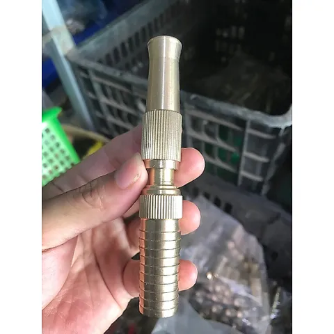Đầu vòi xịt tăng áp lực nước bằng Đồng tưới cây rửa xe cực mạnh