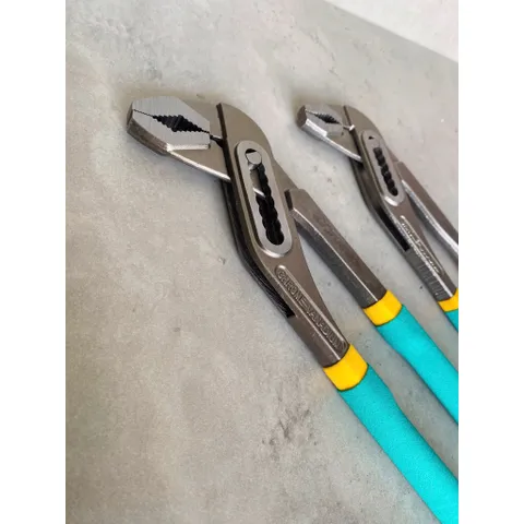 Kìm mỏ quạ đa năng 10