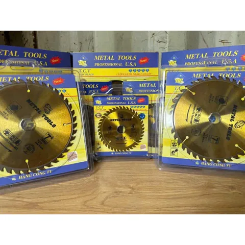 LƯỠI CƯA GỖ CAO CẤP loại 1 nhà  Metal Tools. lưỡi cưa hợp kim T.C.T (Tungsten Carbide Tipped)