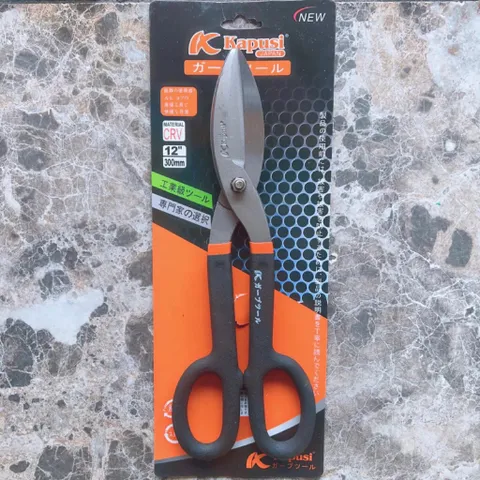 🔥 Kéo Kapusi CRV cao cấp – trợ thủ đắc lực cho thợ cơ khí, làm vườn, DIY và gia đình. Thiết kế chắc chắn