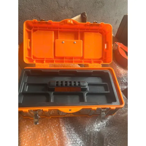 Hộp Đựng Dụng Cụ Cao Cấp 17 inch – Thùng Đồ Nghề Nhựa Cứng Khóa Kim Loại Siêu Bền, Chống Va Đập