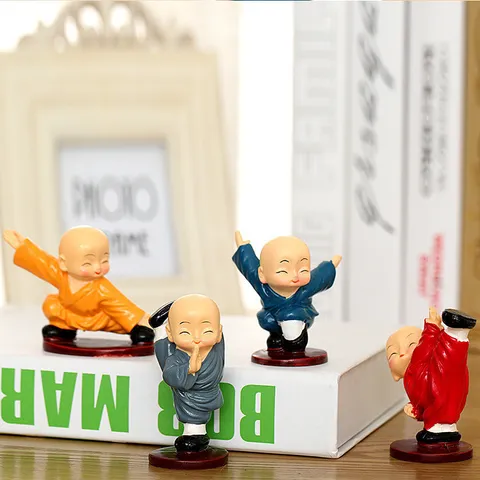 Bộ 4 chú tiểu múa võ