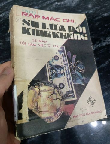 Sự lừa dối kinh khủng - 25 tôi làm việc ở CIA