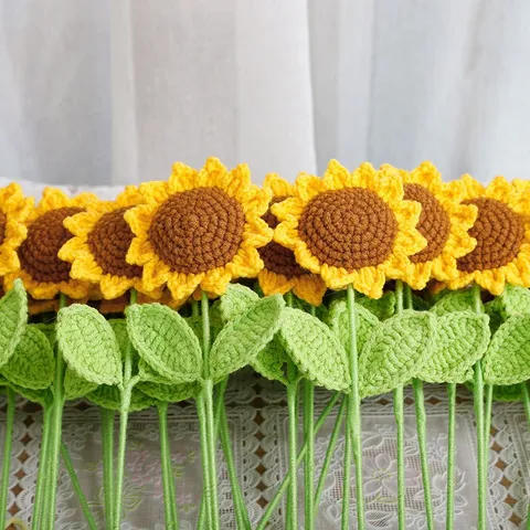 Hoa Hướng Dương Len Handmade Móc Thủ Công – Quà Tặng Sinh Nhật, Trang Trí Bàn Học, Bàn Làm Việc