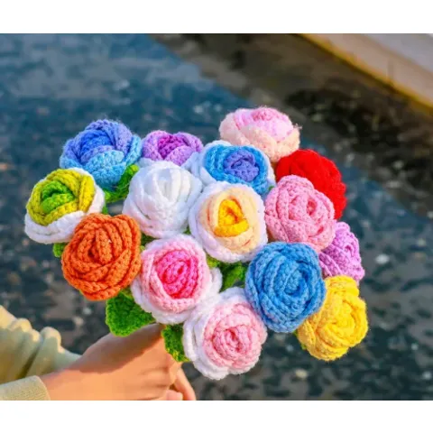 Hoa hồng len size lớn dùng làm quà tặng, trang trí bàn làm việc