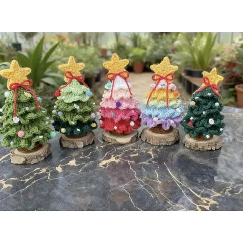 Cây thông noel len trang trí bàn làm việc, làm quà tặng