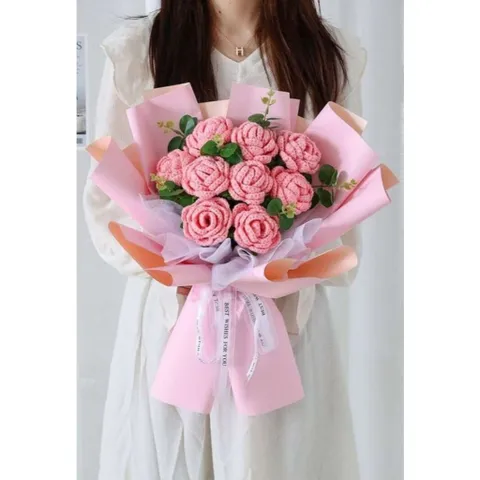 Bó hoa hồng len 20 bông làm quà tặng