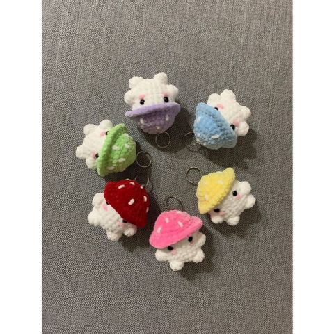 Móc khoá Bé nấm Chonky Mushie bằng len handmade