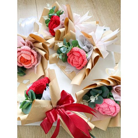 Bó hoa hồng len 1 bông xinh xắn làm quà tặng - Món quà xinh thay lời muốn nói
