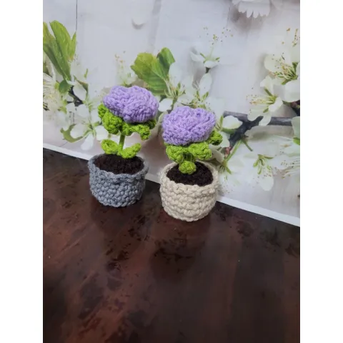 Chậu hoa hồng len mini trang trí bàn làm việc, quà tặng