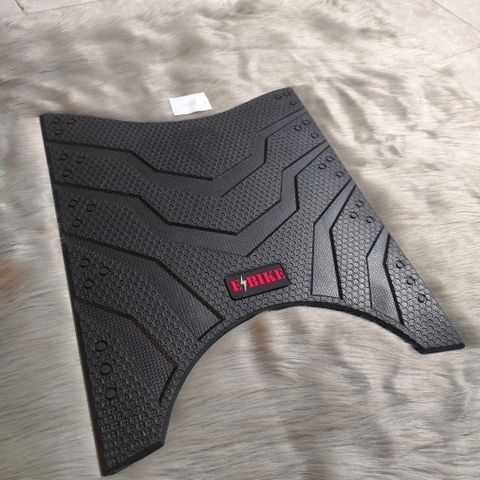 Thảm lót sàn xe điện Yadea Voltguard (V002, U50,U80,P-L) & Yadea Ocean (phom zin ,dày dặn ,dẻo dai)