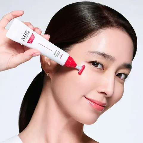 Kem dưỡng mắt AHC 3X collagen expert nâng cấp