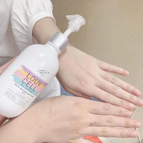 Kem dưỡng ẩm trắng da body Louv Cell Crystal Whitening Body Lotion 250ml