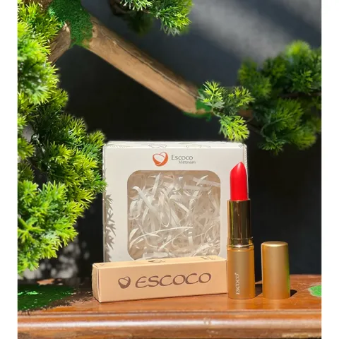 Son dưỡng màu cam đào Escoco - dưỡng ẩm và có màu nhẹ nhàng