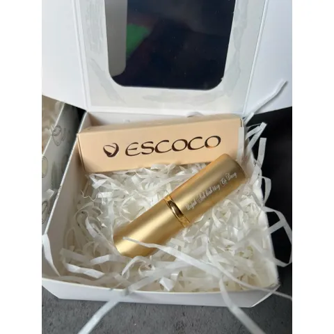 Son dưỡng màu cam đào Escoco - dưỡng ẩm và có màu nhẹ nhàng