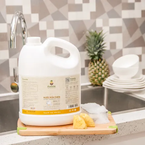 [Hoả tốc HCM] Nước rửa chén Fuwa3e 500ml 802302