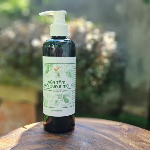 Sữa tắm khổ qua mù u tràm trà Escoco 500ml. 802309