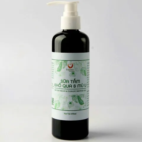 Sữa tắm khổ qua mù u tràm trà Escoco 500ml. 802309