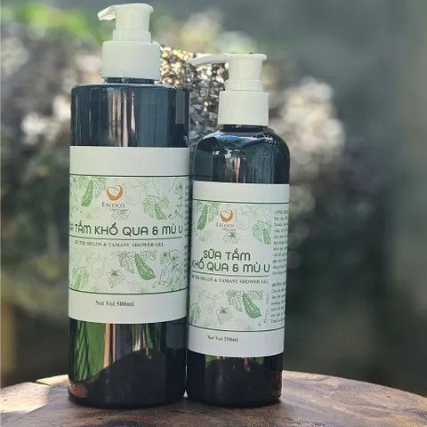 Sữa tắm khổ qua mù u Escoco 250ml, 500ml 802321