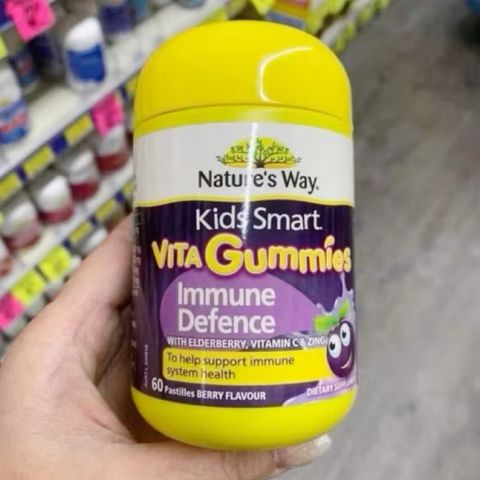 Kẹo Dẻo Tăng Cường Đề Kháng cho Bé Từ 2 Tuổi Trở Lên Nature's Way Kids Smart Vita Gummies Immune Defence 60 viên - S/P Chuẩn Úc