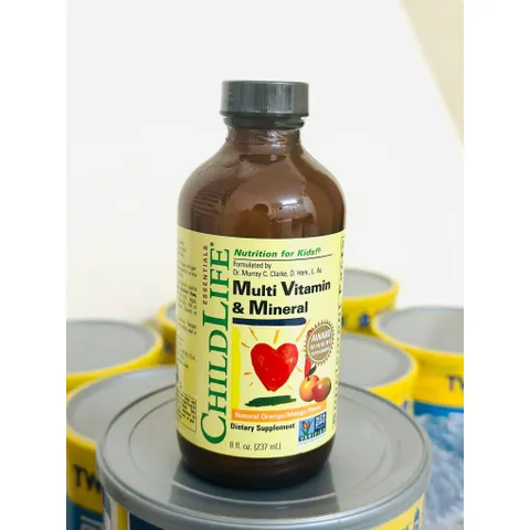 Siro bổ sung vitamin và khoáng chất ChildLife Multi-Vitamin and Mineral 237ml 802857